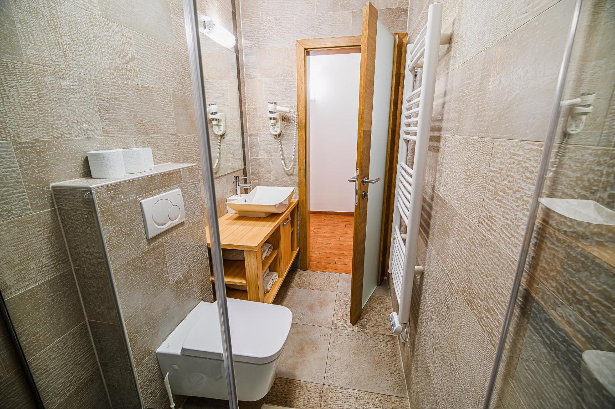 Apartments Maleric With Indoor Pool And Wellness Dragatuš Camera foto