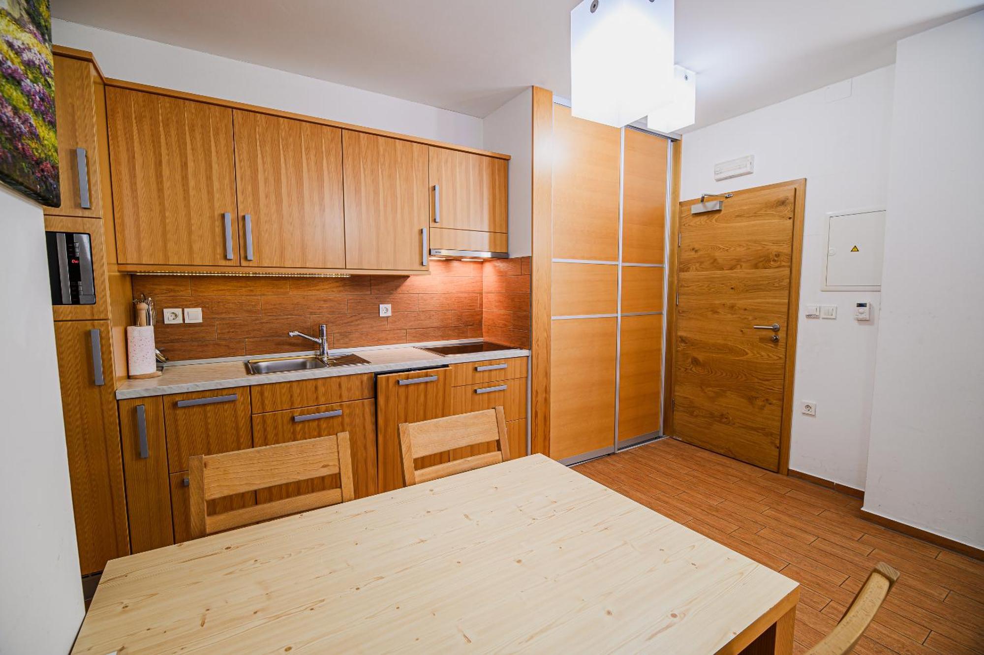 Apartments Maleric With Indoor Pool And Wellness Dragatuš Camera foto