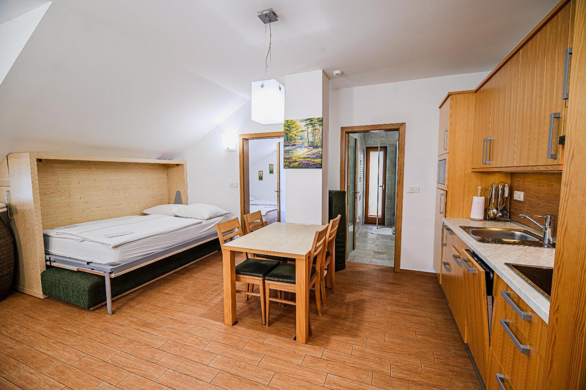 Apartments Maleric With Indoor Pool And Wellness Dragatuš Camera foto