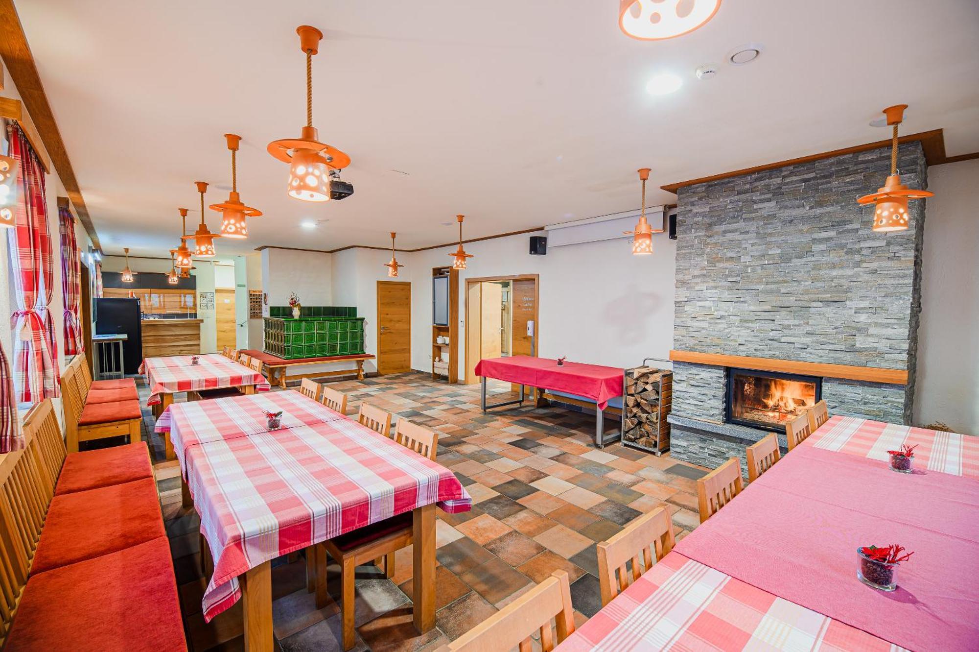 Apartments Maleric With Indoor Pool And Wellness Dragatuš Esterno foto