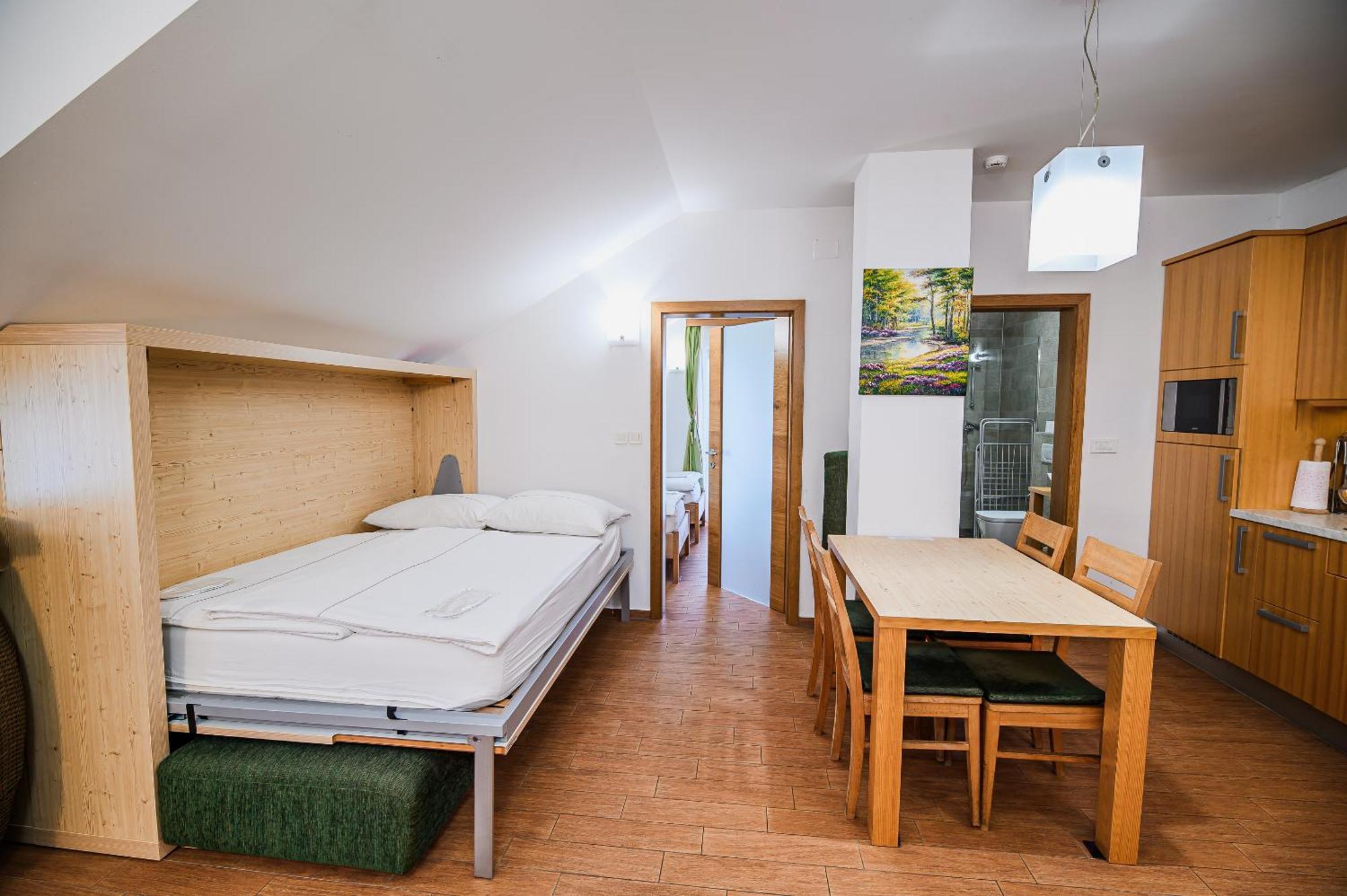 Apartments Maleric With Indoor Pool And Wellness Dragatuš Camera foto