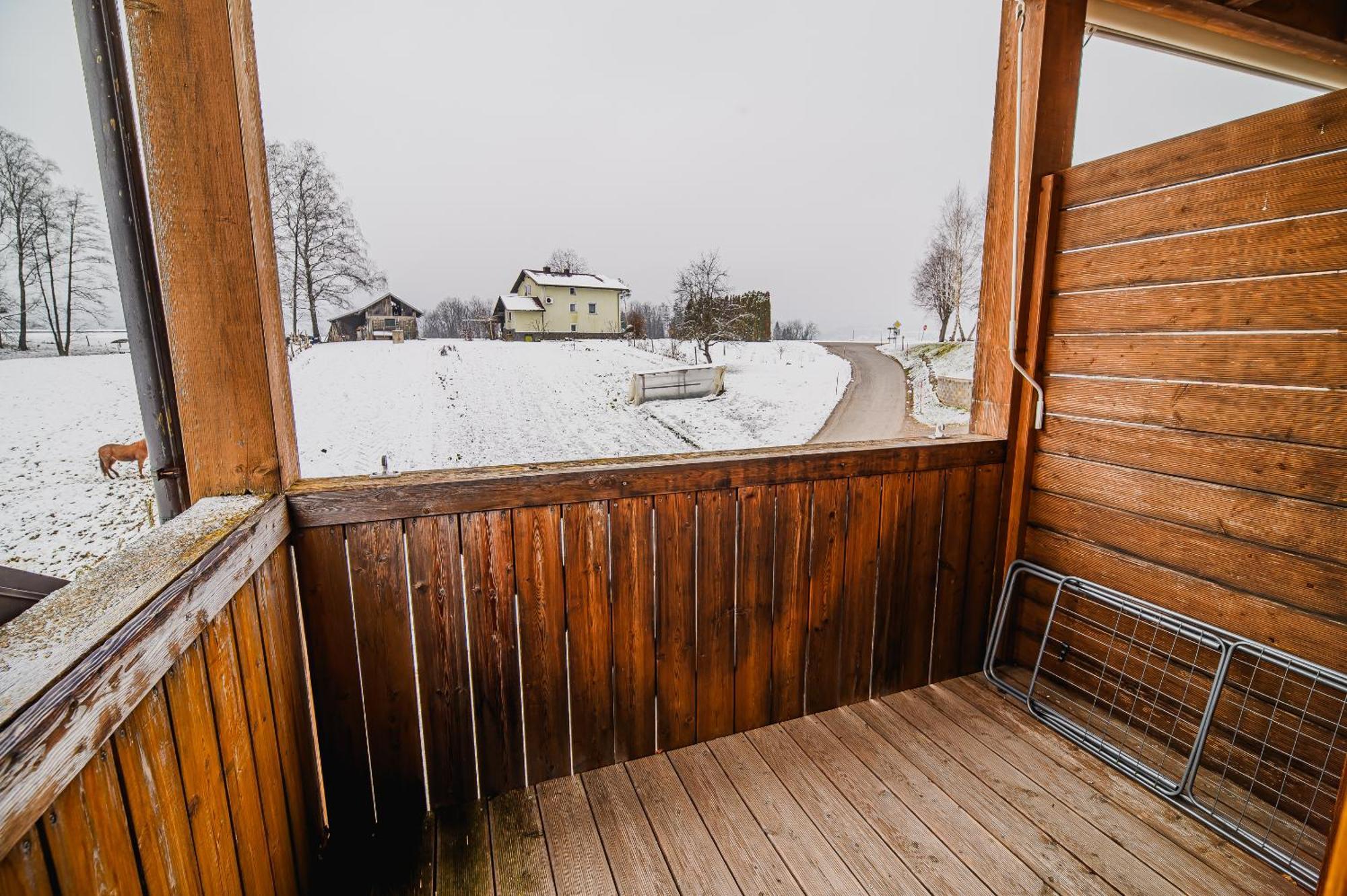Apartments Maleric With Indoor Pool And Wellness Dragatuš Camera foto