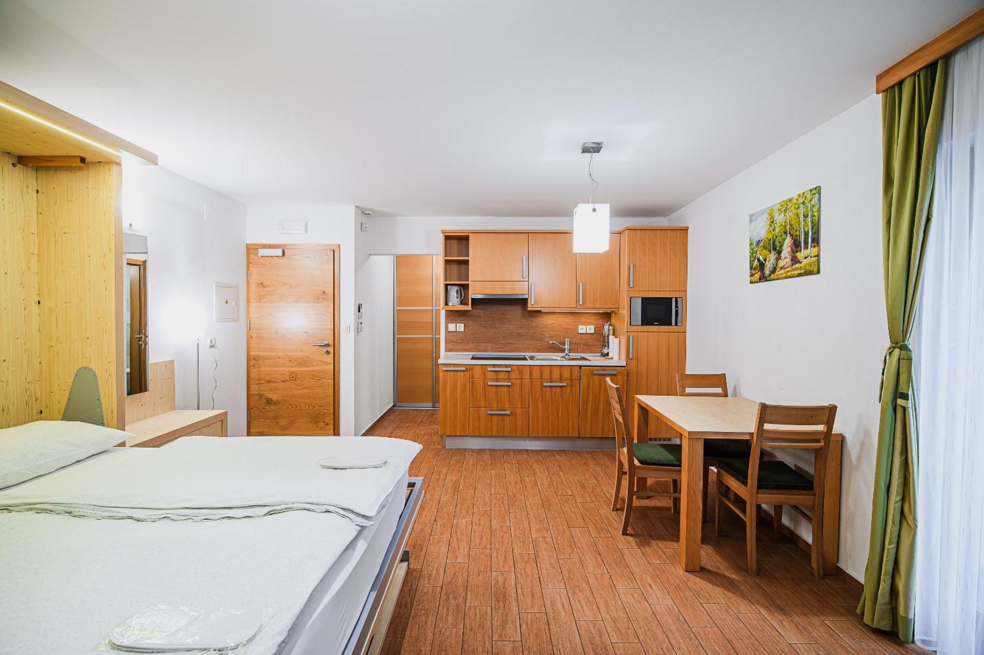 Apartments Maleric With Indoor Pool And Wellness Dragatuš Camera foto